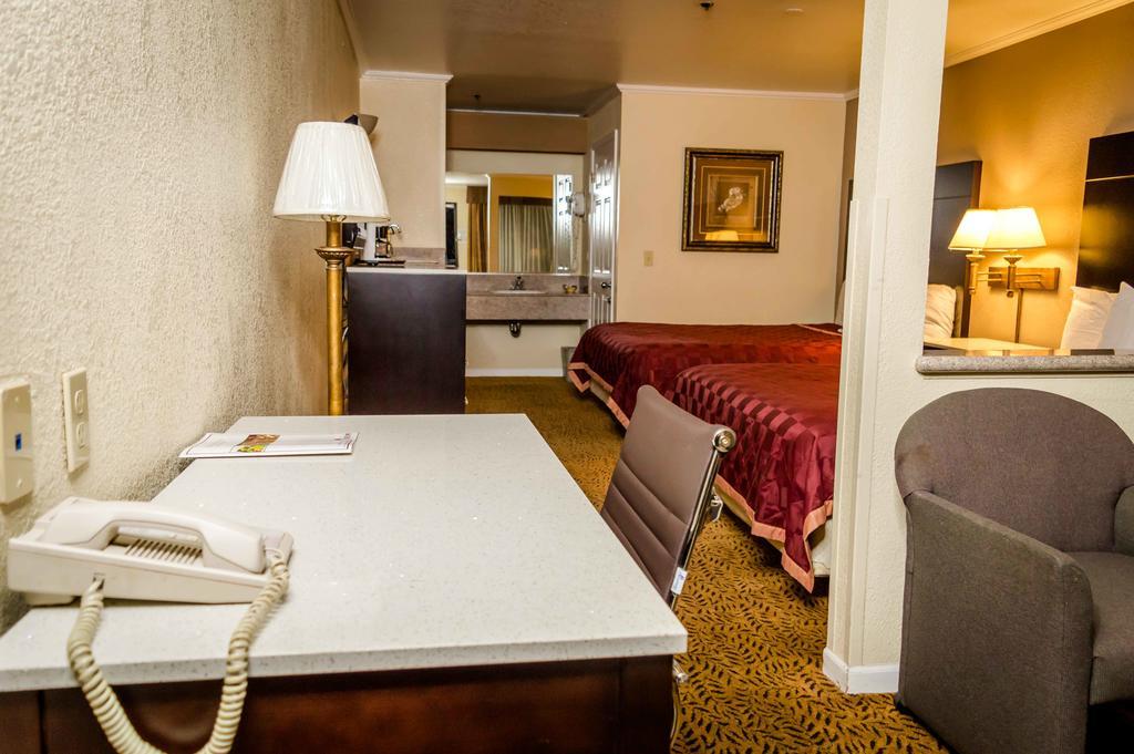 Executive Inn & Suites Сакраменто Экстерьер фото