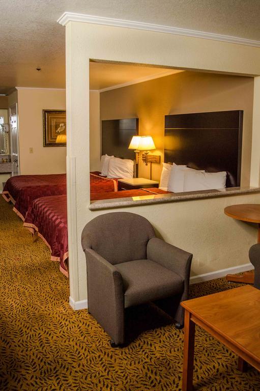 Executive Inn & Suites Сакраменто Экстерьер фото